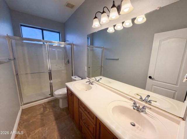 2113 W EAGLE FEATHER Road, Phoenix, AZ 85085