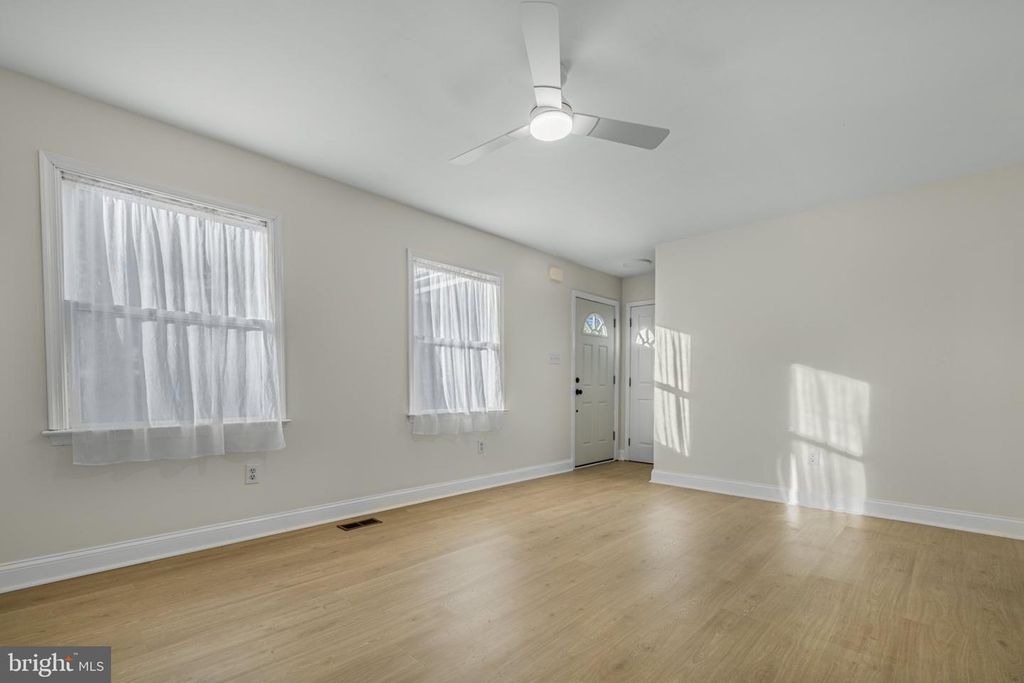 422 LINE ST, HAMMONTON, NJ 08037 — photo 2