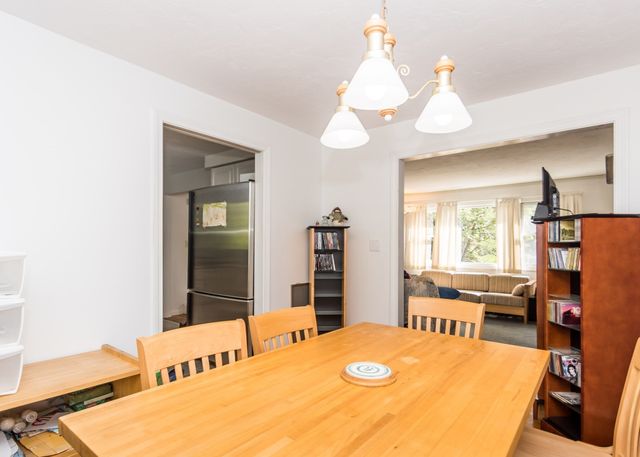 14 Ode Street, Waltham, MA 02451
