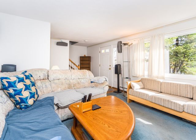 14 Ode Street, Waltham, MA 02451