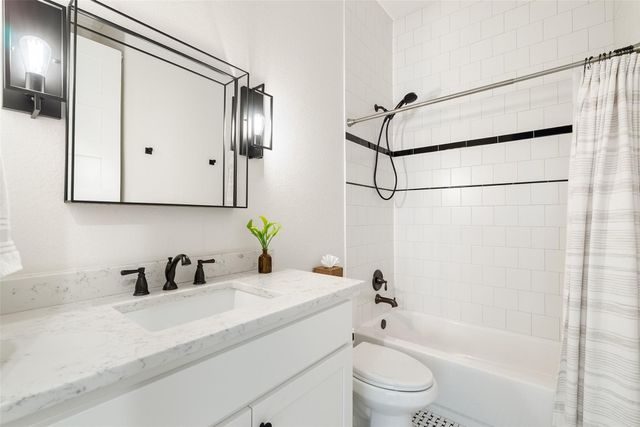 1410 Hart ST, Georgetown, TX 78626