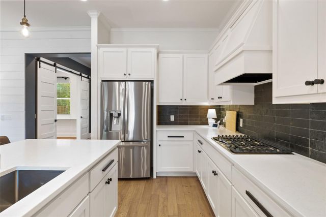 1410 Hart ST, Georgetown, TX 78626