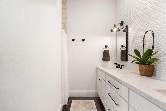 1410 Hart ST, Georgetown, TX 78626