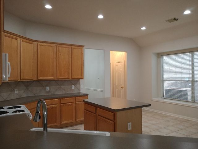 3314 Worthington Drive, Pearland, TX 77584