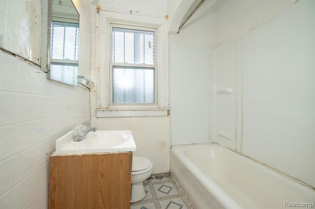 15930 Turner Street, Detroit, MI 48238