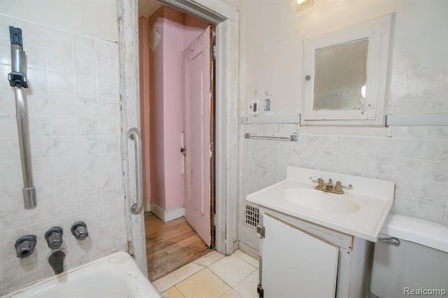 15930 Turner Street, Detroit, MI 48238