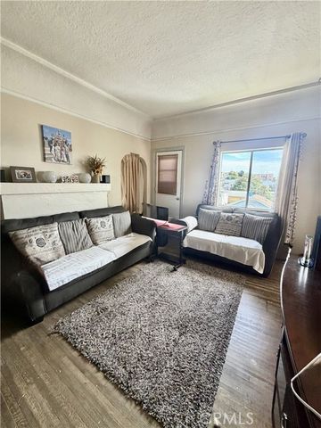 919 Stone, Los Angeles, CA 90063