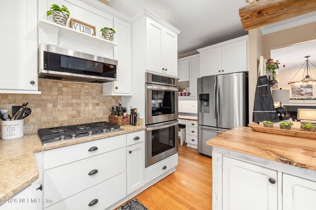 9947 BLAKEFORD MILL Road, Jacksonville, FL 32256