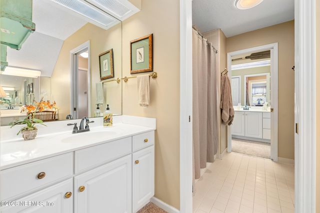 9947 BLAKEFORD MILL Road, Jacksonville, FL 32256