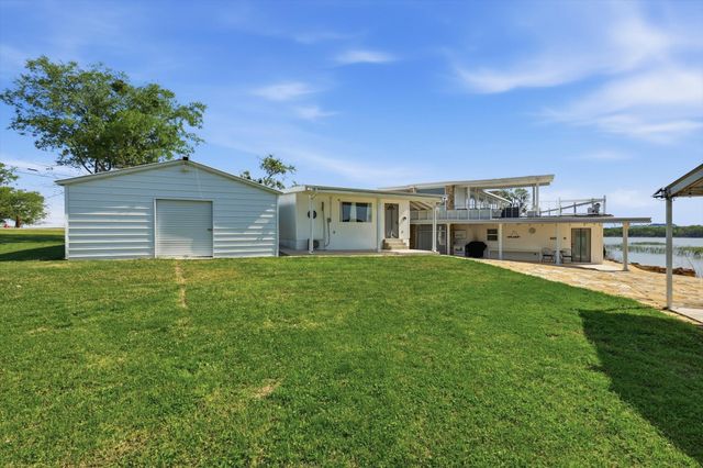 732 Blue Fathom Drive, Runaway Bay, TX 76426