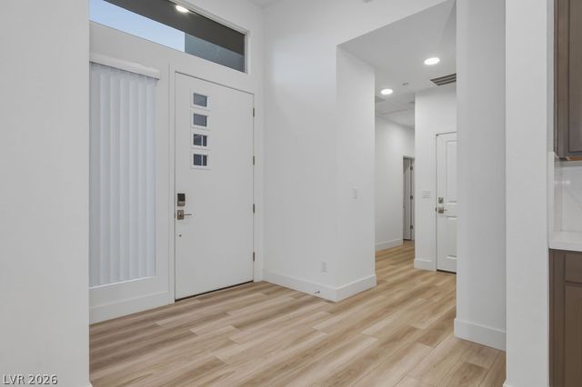 9958 Egan Valley Street, Las Vegas, NV 89166