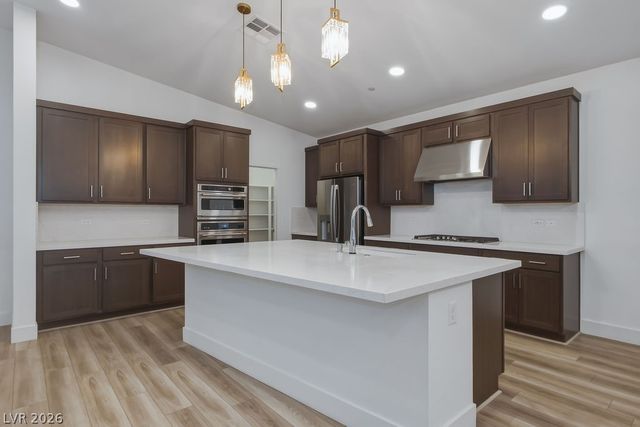 9958 Egan Valley Street, Las Vegas, NV 89166