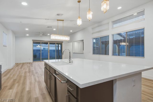 9958 Egan Valley Street, Las Vegas, NV 89166