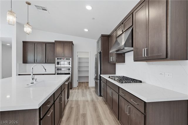 9958 Egan Valley Street, Las Vegas, NV 89166