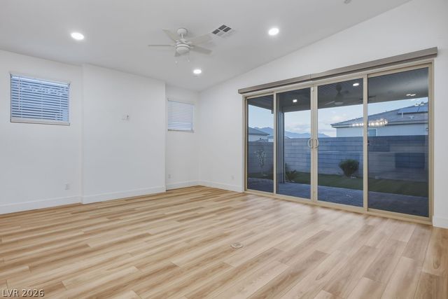 9958 Egan Valley Street, Las Vegas, NV 89166