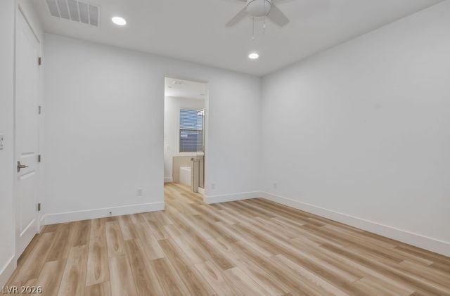 9958 Egan Valley Street, Las Vegas, NV 89166