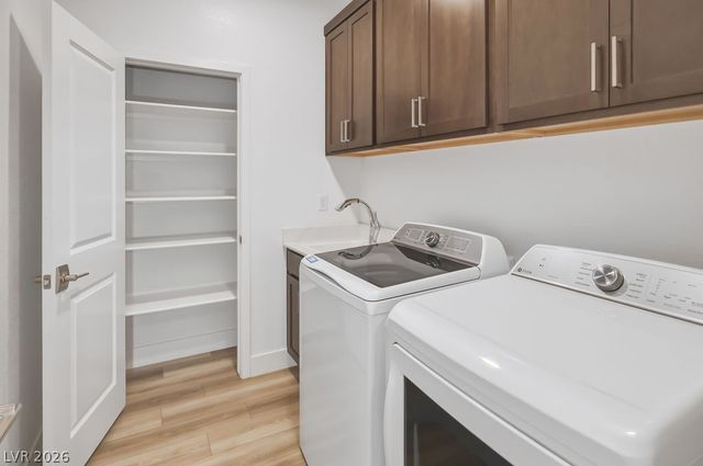 9958 Egan Valley Street, Las Vegas, NV 89166