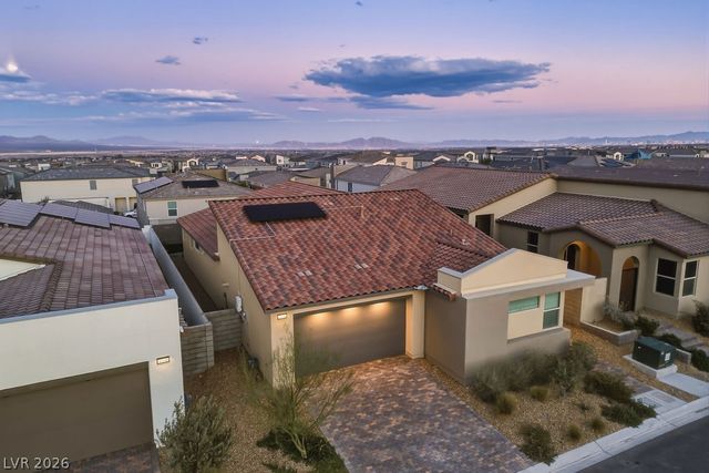 9958 Egan Valley Street, Las Vegas, NV 89166