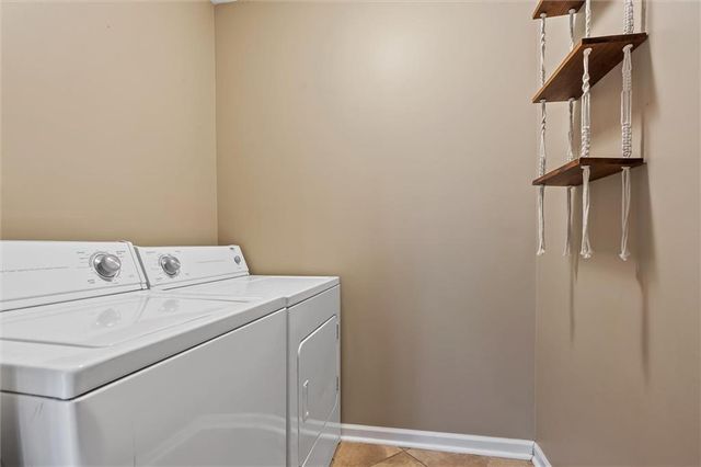 800 E North Main Street, Richmond, MO 64085