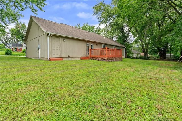 800 E North Main Street, Richmond, MO 64085