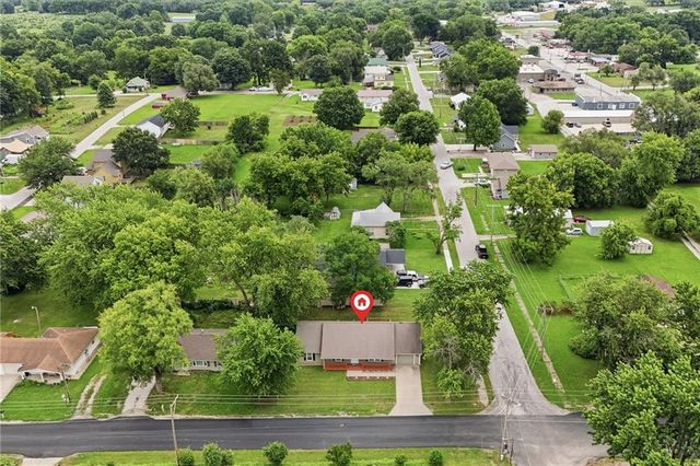 800 E North Main Street, Richmond, MO 64085