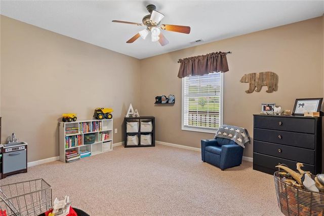 800 E North Main Street, Richmond, MO 64085