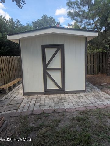 39 Shandy Way, Hampstead, NC 28443