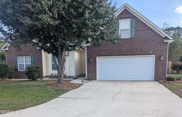 39 Shandy Way, Hampstead, NC 28443
