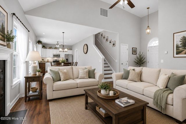 39 Shandy Way, Hampstead, NC 28443