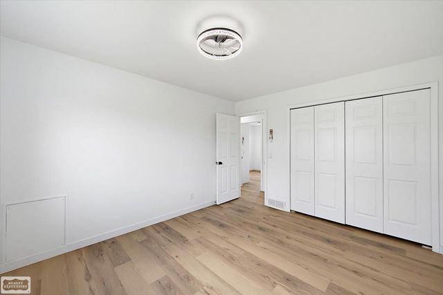 16209 Secretariat Street, Roseville, MI 48066