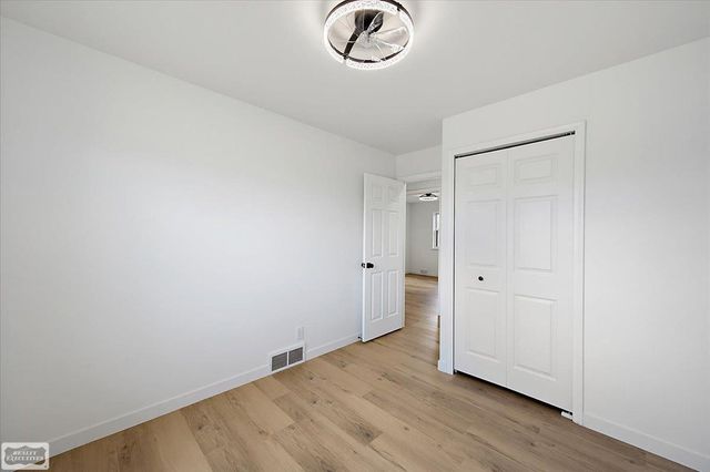 16209 Secretariat Street, Roseville, MI 48066