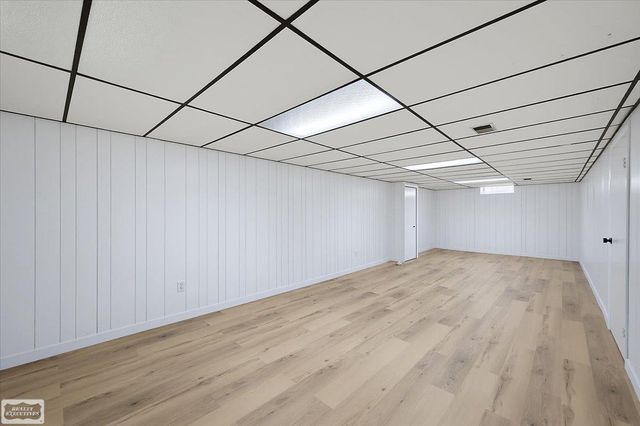 16209 Secretariat Street, Roseville, MI 48066