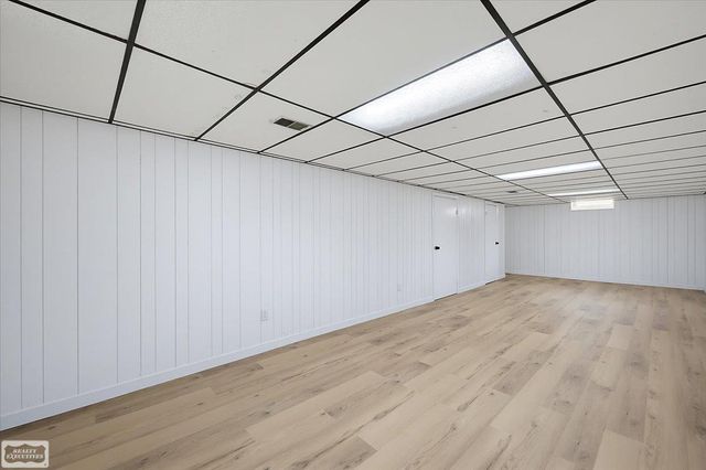 16209 Secretariat Street, Roseville, MI 48066