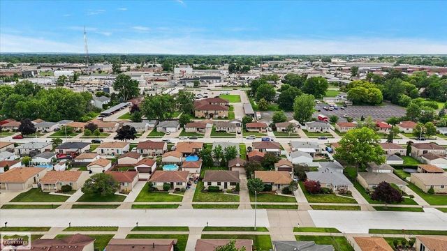 16209 Secretariat Street, Roseville, MI 48066