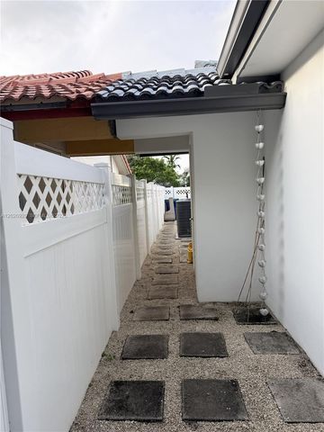 11640 NW 23rd St, Coral Springs, FL 33065