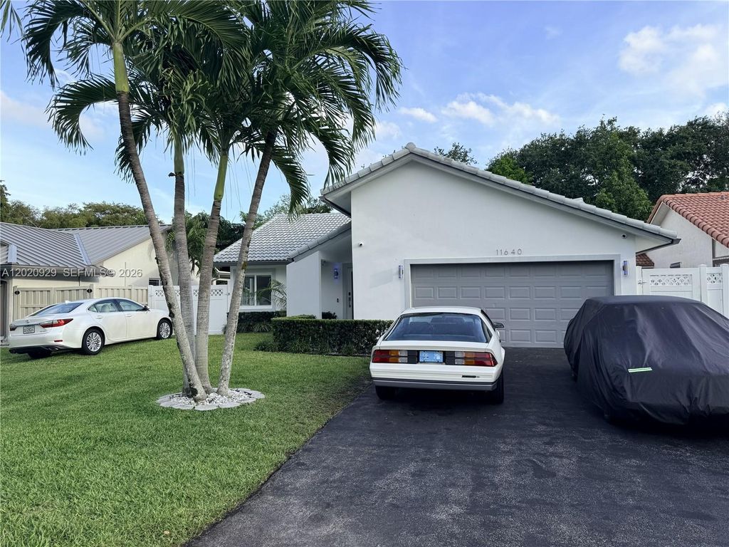 11640 NW 23rd St, Coral Springs, FL 33065