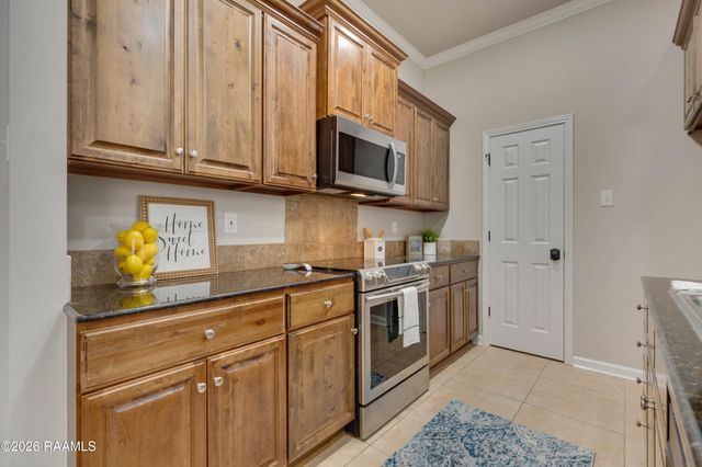 223 Chimney Rock Boulevard, Lafayette, LA 70508