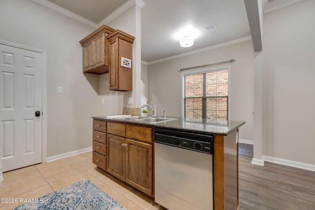 223 Chimney Rock Boulevard, Lafayette, LA 70508