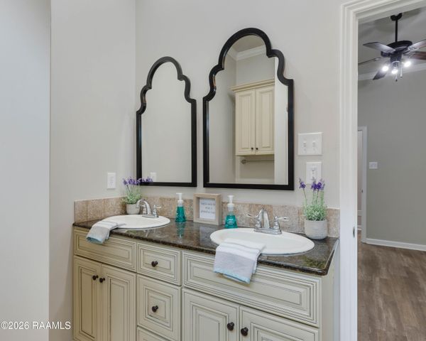 223 Chimney Rock Boulevard, Lafayette, LA 70508