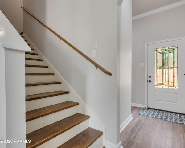 223 Chimney Rock Boulevard, Lafayette, LA 70508