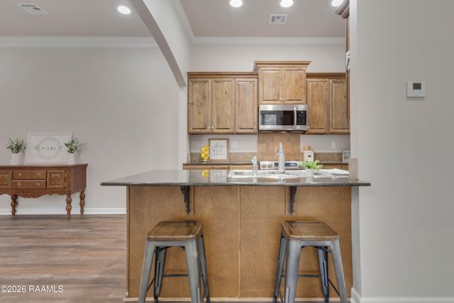223 Chimney Rock Boulevard, Lafayette, LA 70508