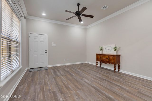 223 Chimney Rock Boulevard, Lafayette, LA 70508