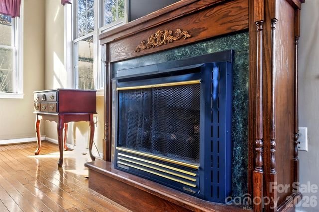 106 Chapel Street, Spruce Pine, NC 28777