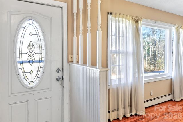 106 Chapel Street, Spruce Pine, NC 28777