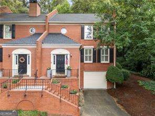 2104 Defoors Mill Drive NW, Atlanta, GA 30318