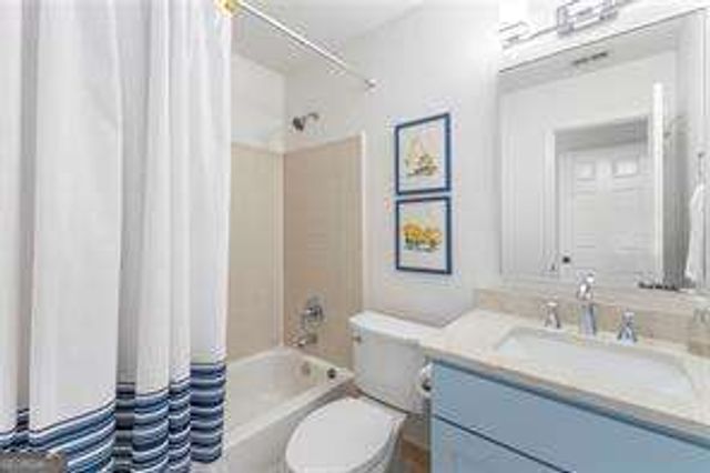 2104 Defoors Mill Drive NW, Atlanta, GA 30318