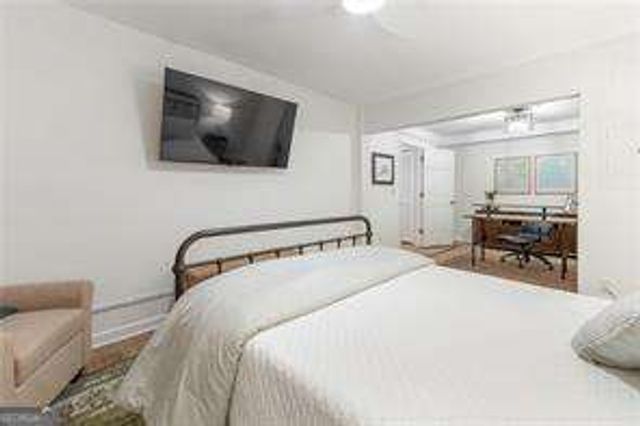 2104 Defoors Mill Drive NW, Atlanta, GA 30318