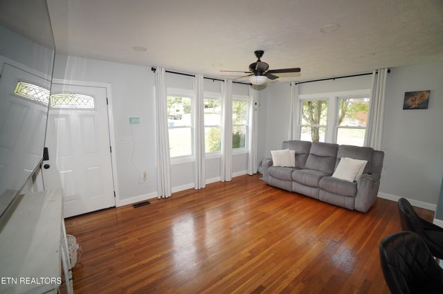1928 Burnette Ave, Jefferson City, TN 37760