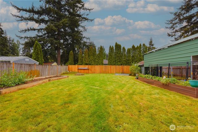 9102 46th Drive NE, Marysville, WA 98270