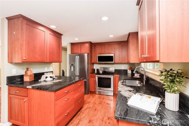 9102 46th Drive NE, Marysville, WA 98270